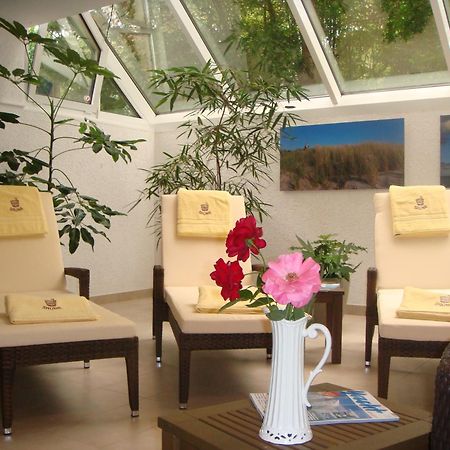 Hotel Blinkfueer Dierhagen Bagian luar foto